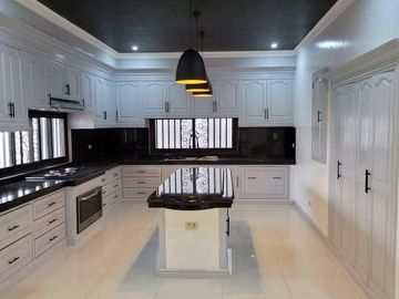 800 sqm Lot With 2-Storey House and private pool for SALE in Hensonville Angeles City Pampanga near CLark