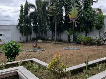 800 sqm Lot With 2-Storey House and private pool for SALE in Hensonville Angeles City Pampanga near CLark
