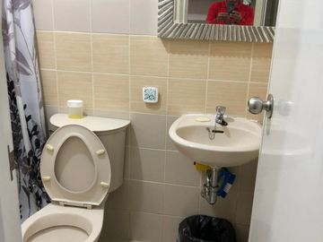 Makati Executive Tower III 1 Bedroom w/ Balcony and Parking Slot For Sale by Cityland