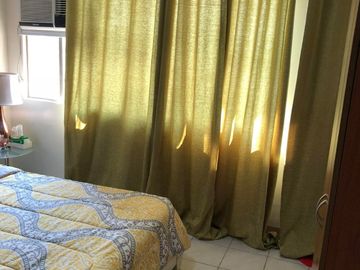Makati Executive Tower III 1 Bedroom w/ Balcony and Parking Slot For Sale by Cityland
