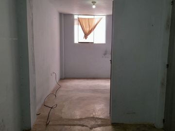 Se Vende Una Linda Casa De 2 Pisos Frente A Parque En Puente Piedra