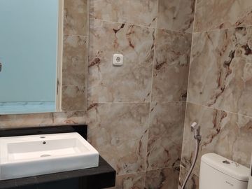 Di Jual Rumah Baru Gress di Jemursari - Surabaya Selatan