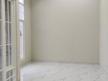Di Jual Rumah Baru Gress di Jemursari - Surabaya Selatan