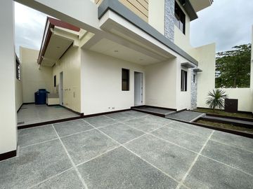 Brand New RFO 3-Bedroom Single Detached House and Lot for sale at The Parkplace Village in Imus Cavite