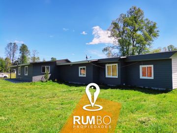Casa de 220m²  y cabañas en Parcela 5.000m² Quetroco - Villarrica