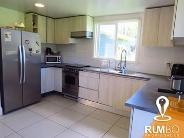 Casa de 220m²  y cabañas en Parcela 5.000m² Quetroco - Villarrica