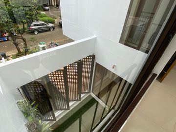 Dijual Rumah Siap Huni di De Park BSD Clust. De Na'ara