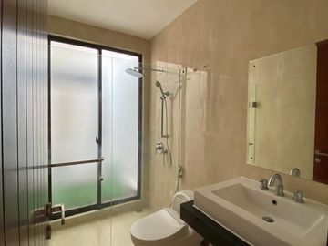 Dijual Rumah Siap Huni di De Park BSD Clust. De Na'ara