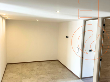 VENTA DE CASA DE 3 NIVELES CON ESPECTACULAR ROOF GARDEN