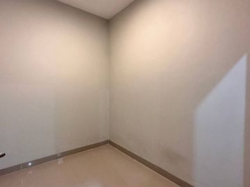 Dijual Rumah Siap Huni 2 Lantai Murah Lubang Buaya Jakarta Timur Nego