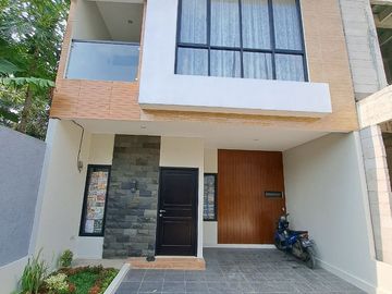 Dijual Rumah Siap Huni 2 Lantai Murah Lubang Buaya Jakarta Timur Nego