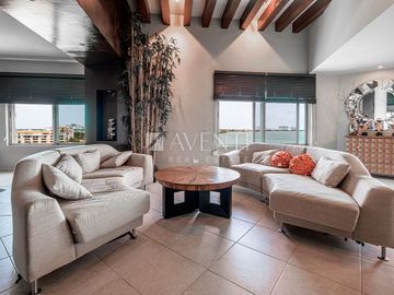Penthouse amueblado en venta, Punta Dorada, Cancún Quintana Roo.