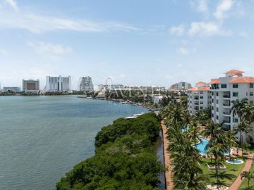 Penthouse amueblado en venta, Punta Dorada, Cancún Quintana Roo.