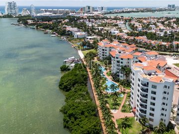 Penthouse amueblado en venta, Punta Dorada, Cancún Quintana Roo.