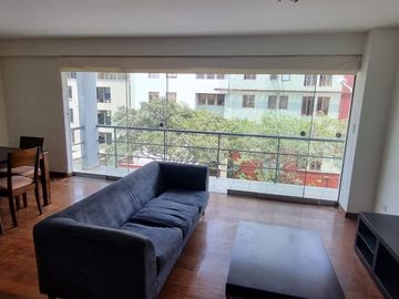 VENDO LINDO DPTO EN CALLE MADRID, MIRAFLORES