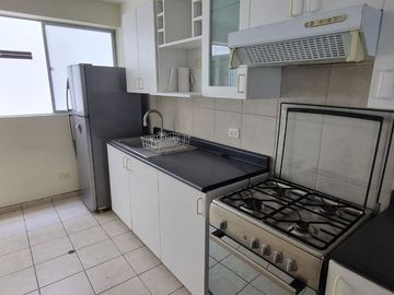 VENDO LINDO DPTO EN CALLE MADRID, MIRAFLORES