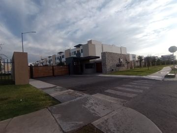 Venta de Departamento con alberca en Corregidora Querétaro, Manahal ventacasasrenta.com