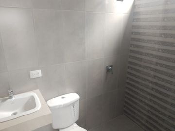 Casa de venta en Urbanización La Joya, 4 dormitorios, diseño moderno