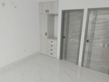 Casa de venta en Urbanización La Joya, 4 dormitorios, diseño moderno