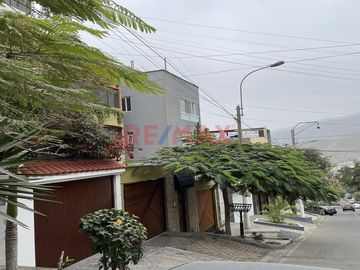 Venta De Departamento Duplex En Primer Piso En La Molina
