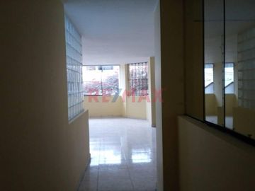 Venta De Departamento Duplex En Primer Piso En La Molina