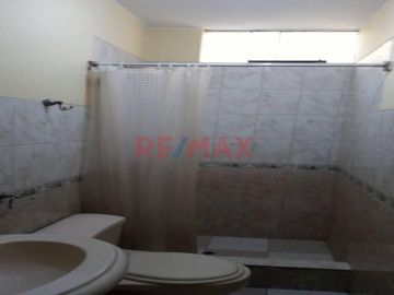 Venta De Departamento Duplex En Primer Piso En La Molina