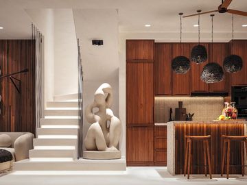 MODERN LUXURY VILLAS IN PANDAWA