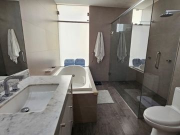 Departamento duplex de lujo con terraza en Chacarilla