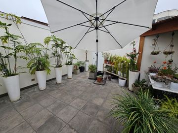 Departamento duplex de lujo con terraza en Chacarilla