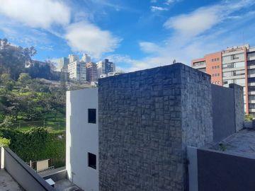 VENDO LINDA SUITE SECTOR LA PAZ