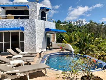 CASA DE VENTA EN CASA BLANCA,  4 DORMITORIOS, VISTA ESPECTACULAR