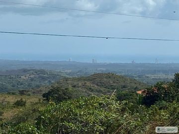 CASA DE CAMPO EN VENTA EN EL CALVARIO LAS LAJAS CHAME PANAMÁ