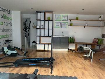 Vendo Departamento de 182 m2 en Cumbayá.