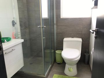 Vendo Departamento de 182 m2 en Cumbayá.