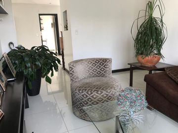Vendo Departamento de 182 m2 en Cumbayá.