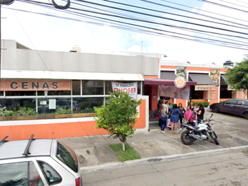 SE VENDE INMUEBLE COMERCIAL