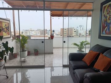 URB. CIPRECES ALQUILO BONITO DPTO. MODERNO 125M2 5TO. PISO S/2,500 MENSUAL (2+1)  VISTA CALLE, CON ASENSOR.