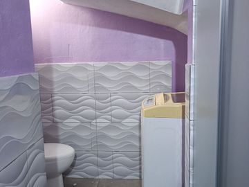URB. CIPRECES ALQUILO BONITO DPTO. MODERNO 125M2 5TO. PISO S/2,500 MENSUAL (2+1)  VISTA CALLE, CON ASENSOR.