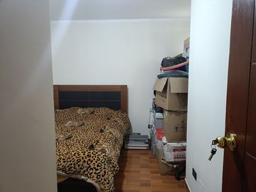 URB. CIPRECES ALQUILO BONITO DPTO. MODERNO 125M2 5TO. PISO S/2,500 MENSUAL (2+1)  VISTA CALLE, CON ASENSOR.