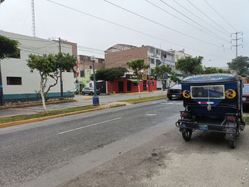 CIUDAD SATELITE REMATO DPTO. 1ER PISO 64M2 $55 MIL DOLARES CONTADO, VISTA INTERIOR, FRENTE COMISARIA IGUNZA, ALT. 30 AV. TOMAS VALLE