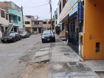 CIUDAD SATELITE REMATO DPTO. 1ER PISO 64M2 $55 MIL DOLARES CONTADO, VISTA INTERIOR, FRENTE COMISARIA IGUNZA, ALT. 30 AV. TOMAS VALLE