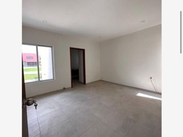 SE VENDE CASA DE UNA PLANTA POR HOSPITAL COVADONGA