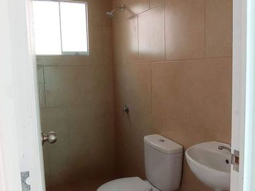 Se vende una casa en el Condominio San Antonio de Mala-Cañete, en S/ 124,735 construida hace aproximadamente 2 años por Inversiones MENORCA SAC.(jguar