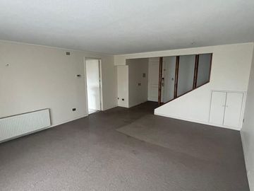 Vendemos amplio departamento dúplex en Condominio las Encinas