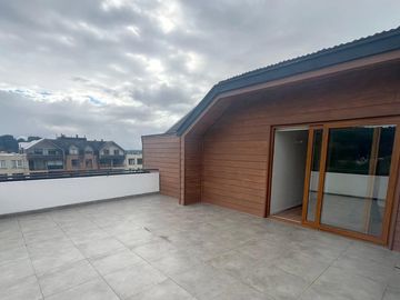 Vendemos amplio departamento dúplex en Condominio las Encinas