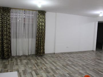 Venta de Edificio  Rentero  770M2 en Avenida 10 de Agosto