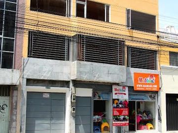 Venta de Edificio  Rentero  770M2 en Avenida 10 de Agosto