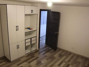 Venta de Edificio  Rentero  770M2 en Avenida 10 de Agosto