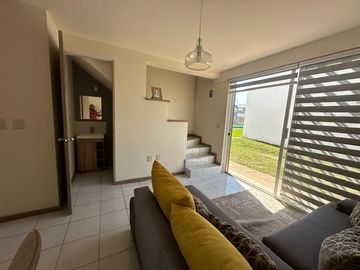 VENTA DE CASA CON ALBERCA EN CUERNAVACA