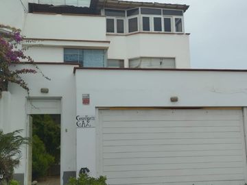 Casa en venta en Brisas de Villa  ¡Vista al mar!